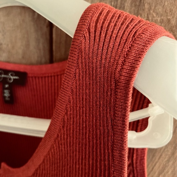 Jessica Simpson Johanna Lace Up Knitted Tank Top in Chili Oil Size 2X - Picture 8 of 11